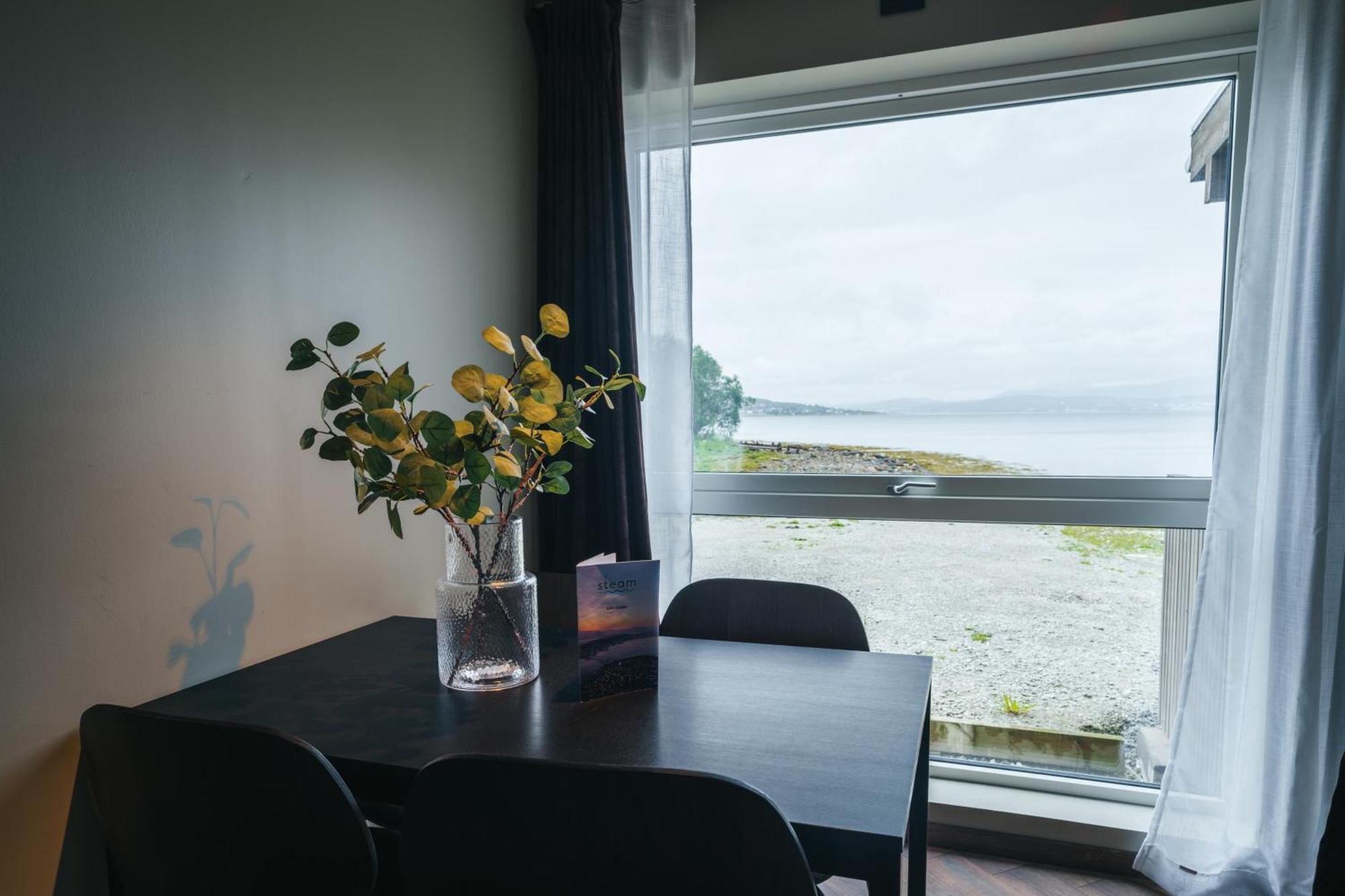 Ferienwohnung Steam Pier Kvaloya Exterior foto
