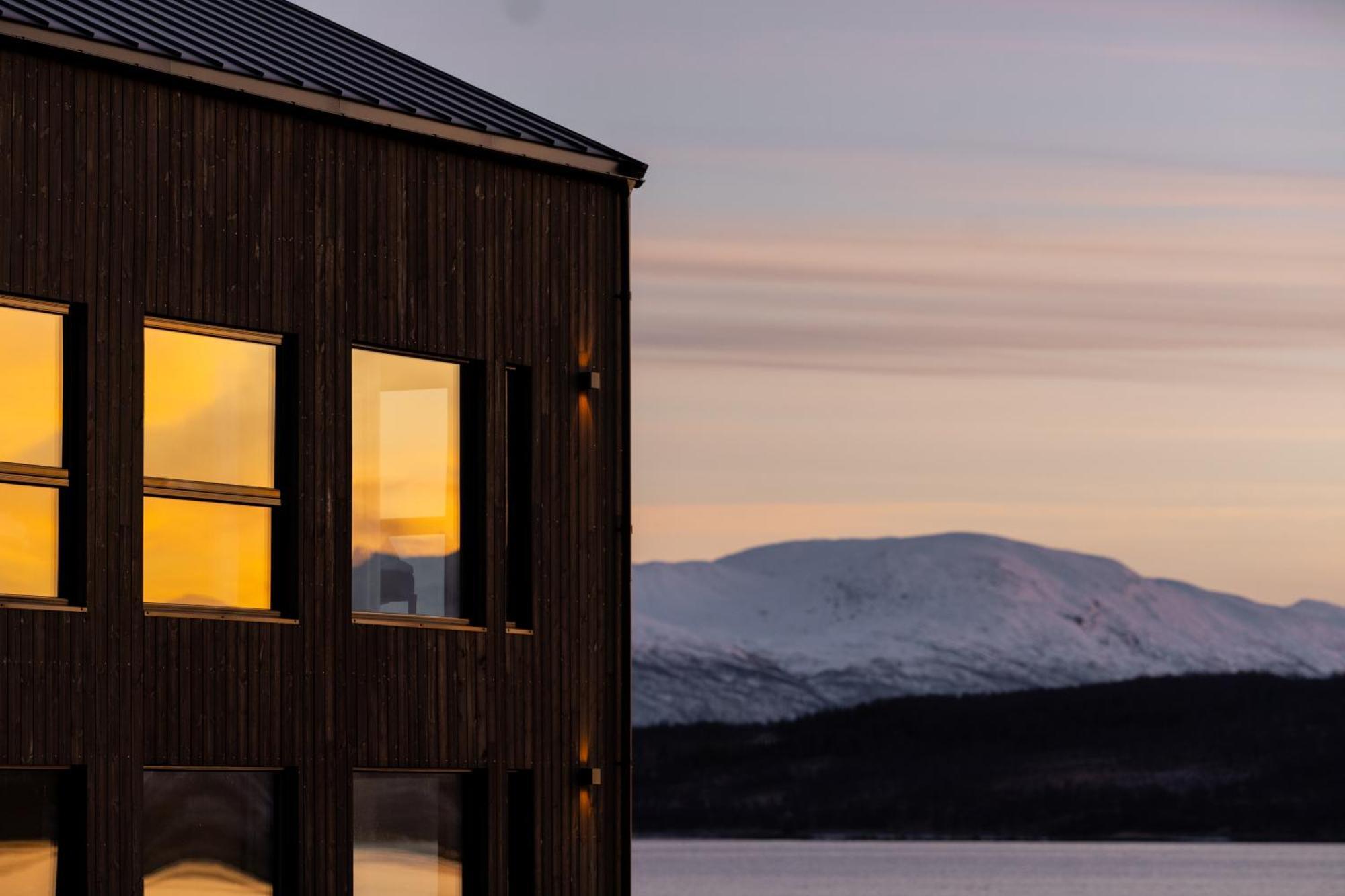 Ferienwohnung Steam Pier Kvaloya Exterior foto
